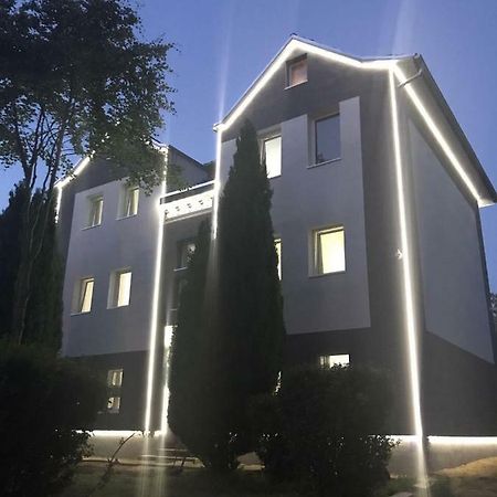 Werftstrasse 9A Aparthotel Kiel Buitenkant foto