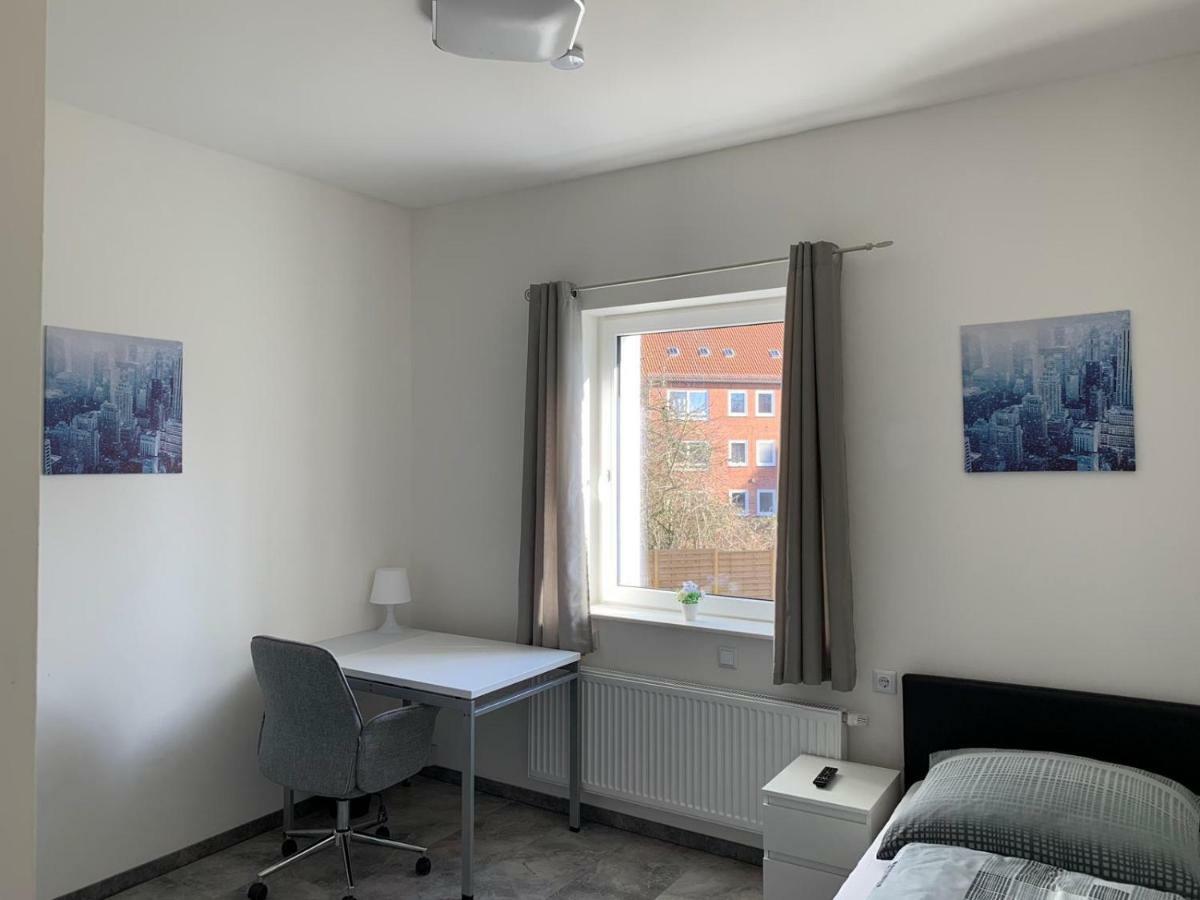 Werftstrasse 9A Aparthotel Kiel Buitenkant foto