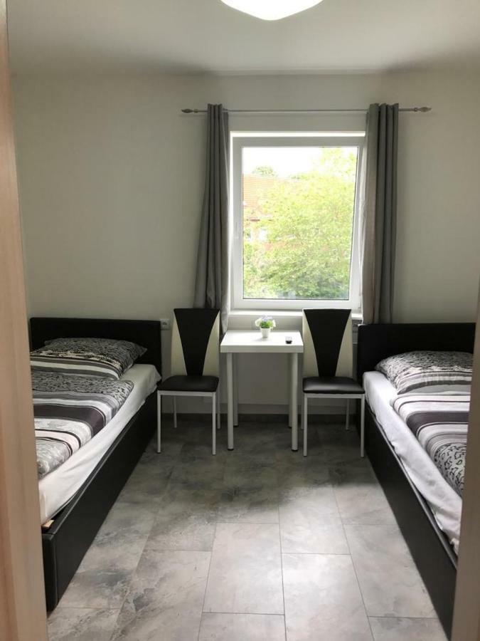 Werftstrasse 9A Aparthotel Kiel Buitenkant foto
